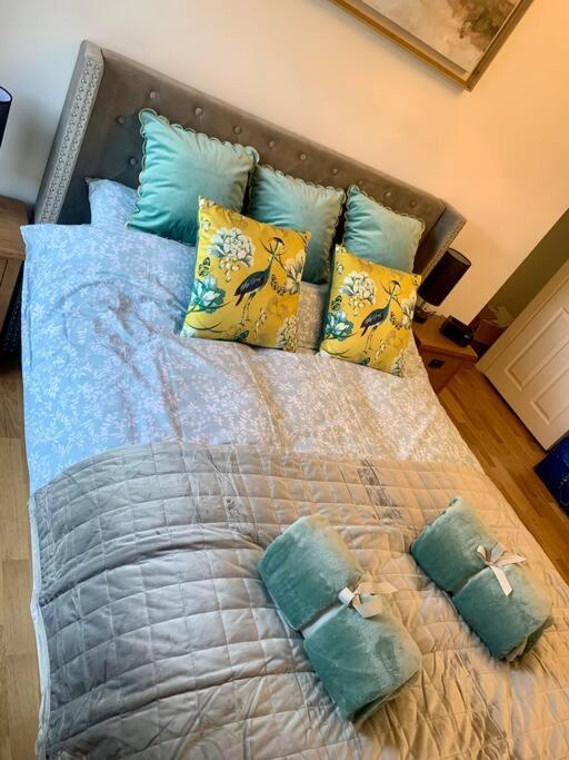 Renovated Miner’s Cottage - family&dog friendly Abertillery Eksteriør billede