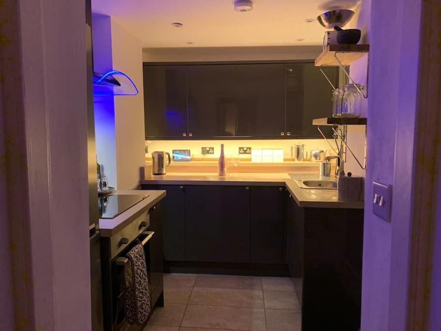 Renovated Miner’s Cottage - family&dog friendly Abertillery Eksteriør billede