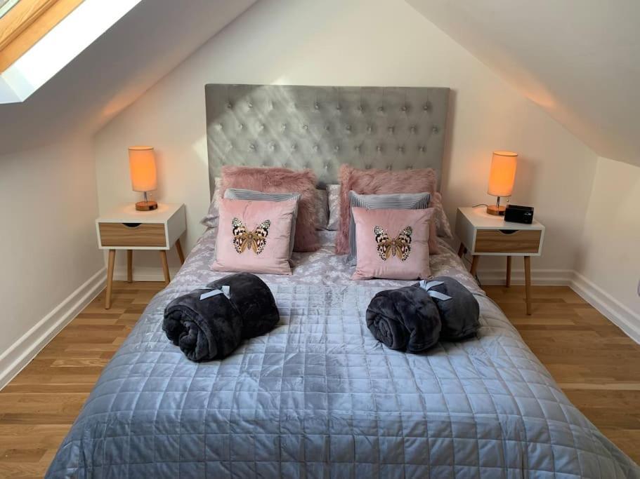 Renovated Miner’s Cottage - family&dog friendly Abertillery Eksteriør billede
